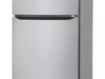 LG Refrigerator Top Freezer 1